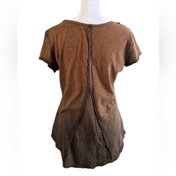 Distressed Graphic Tee - Picture 3 of 5